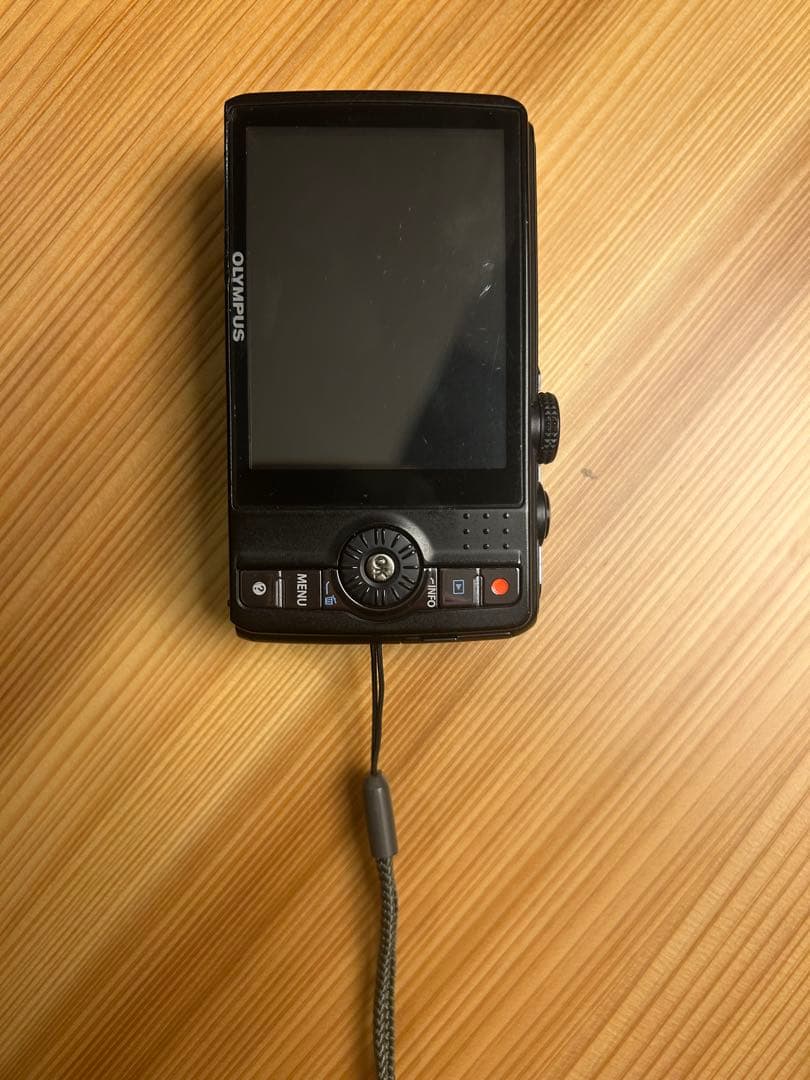 OLYMPUS コンパクトデジタルカメラ SH-21