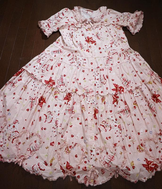 な*お様 ピンクハウス♡アニバーサリーケーキ♡パフスリーブワンピース