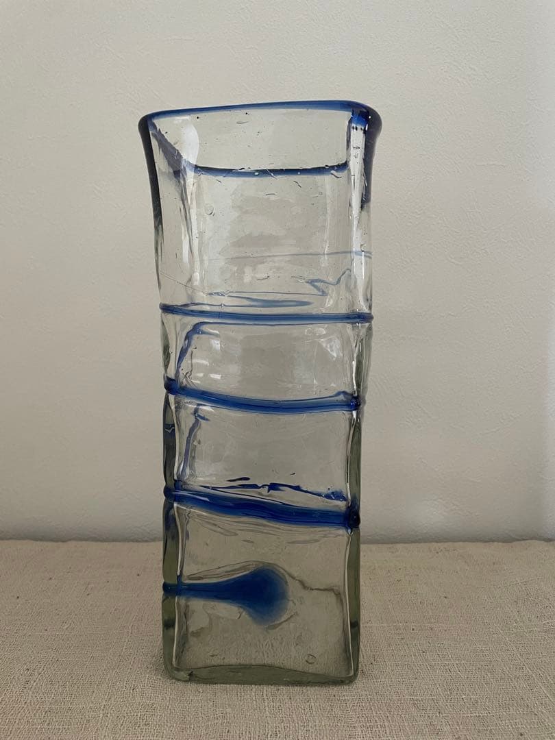 沖縄　稲嶺盛吉　希少　1980年代作　角形フラワーベース