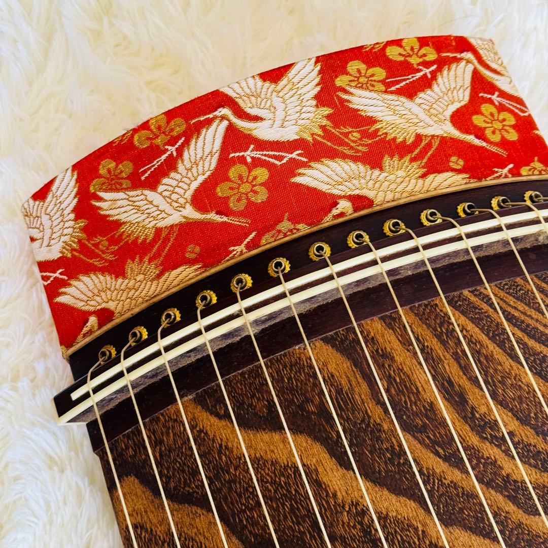 極美品★蒔絵　琴　13弦　すだれ彫　箏　本体のみ