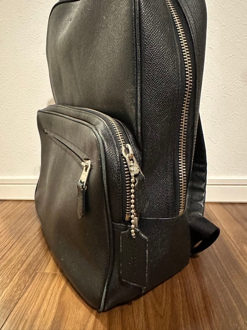 【ハツ】COACH(コーチ)ブラックレザーリュック 本革