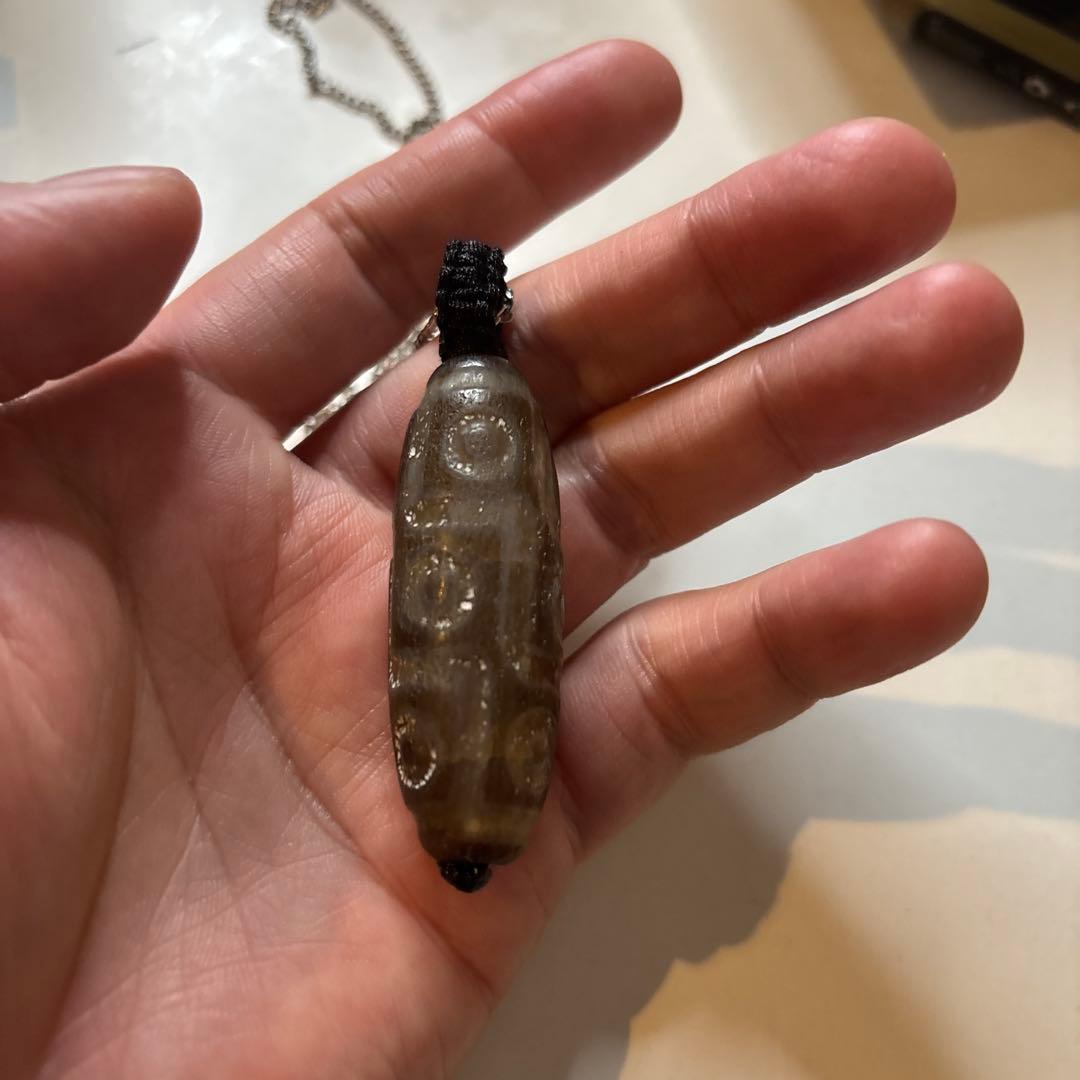 なんじゃこりゃ！すっごいパワーを感じる！不調が治った日に来た九眼風化天珠様！