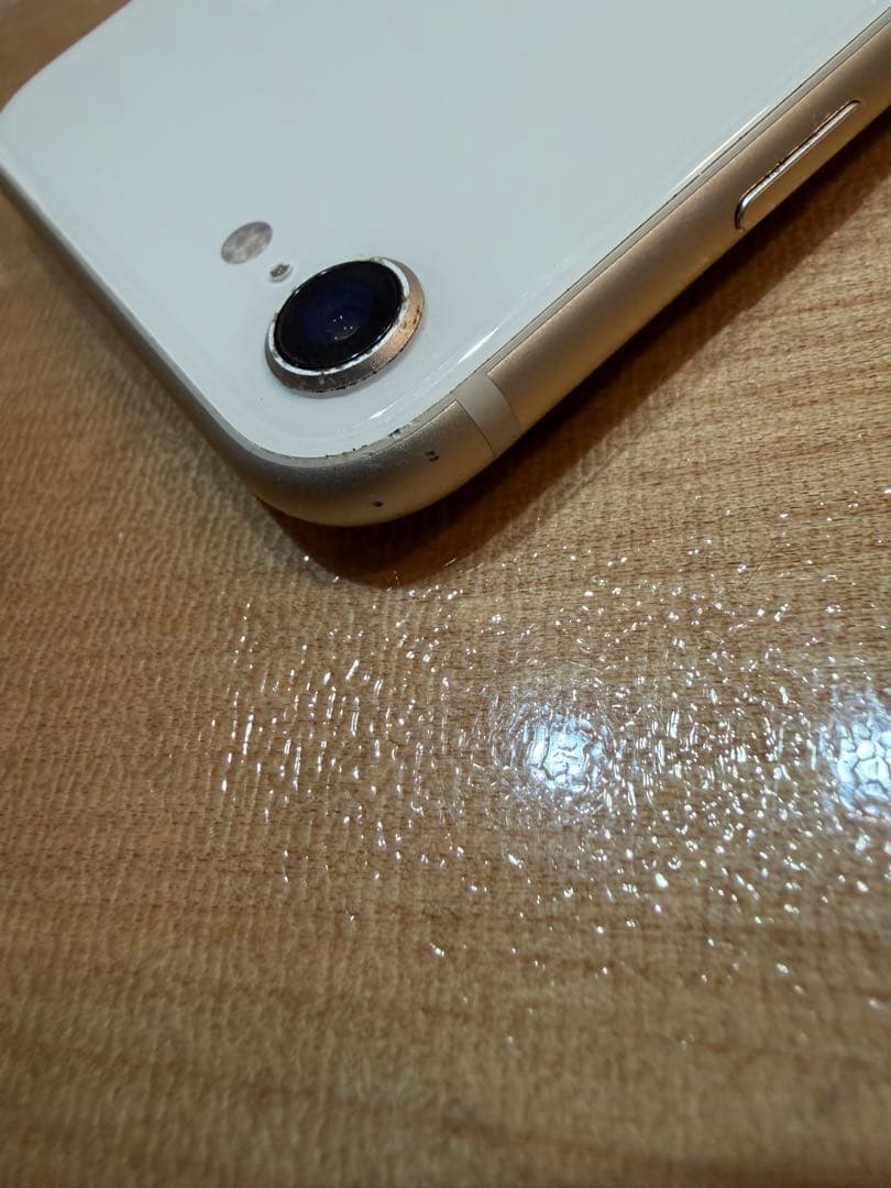 iPhone SE第3世代　128GB SIMフリー