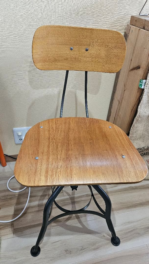 クラッシュゲート ノットアンティークス トレドチェア ロータイプ