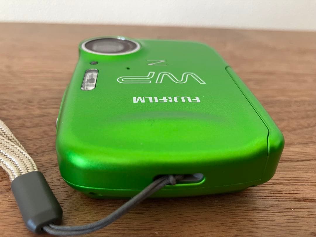 Fujifilm FinePix Z33WP グリーン