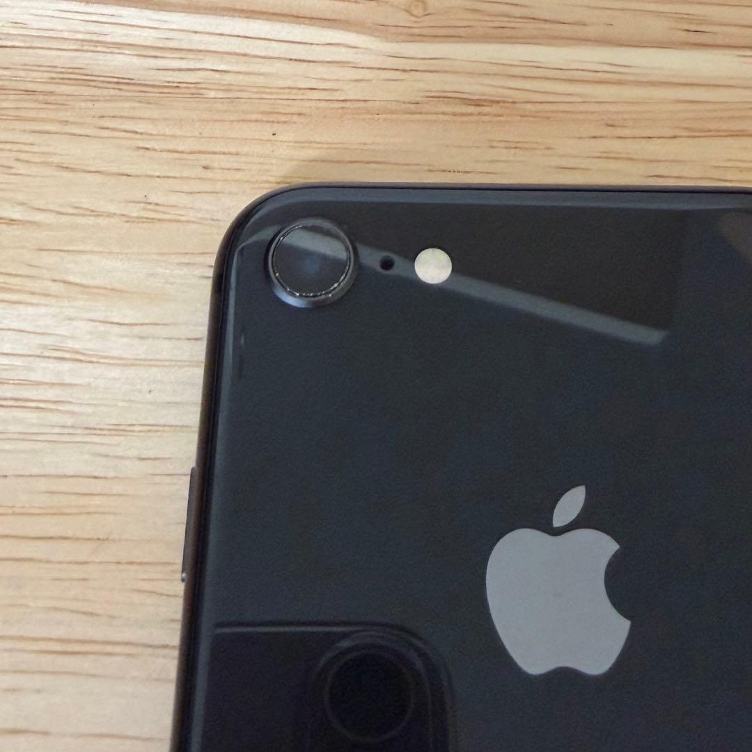 iPhone8 スペースグレー