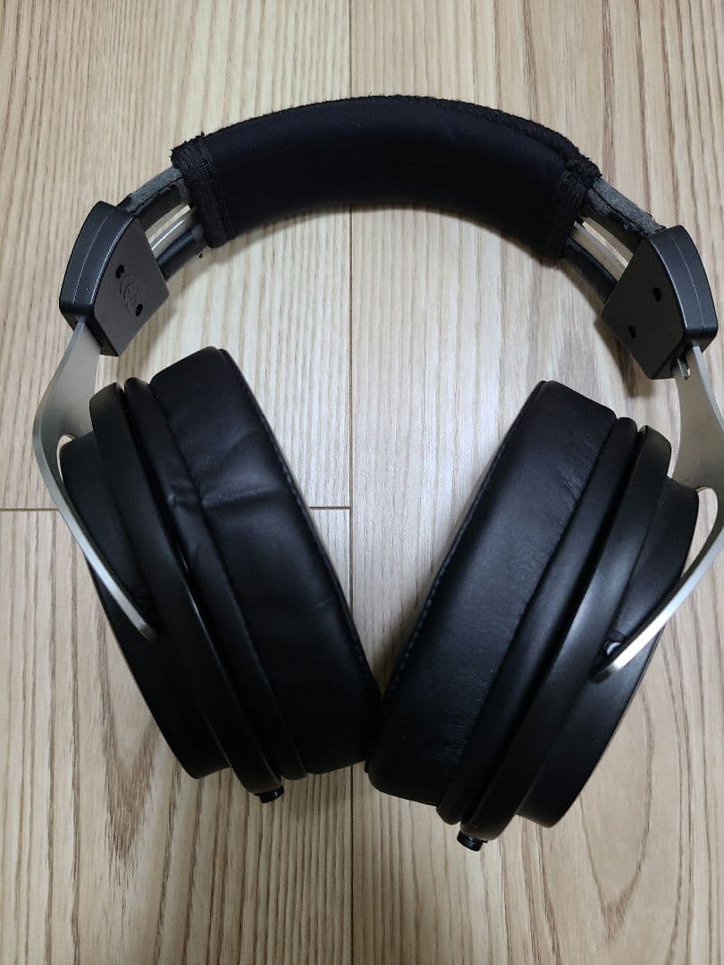 サクラ様　SHURE SRH1540 プレミアムスタジオヘッドフォン