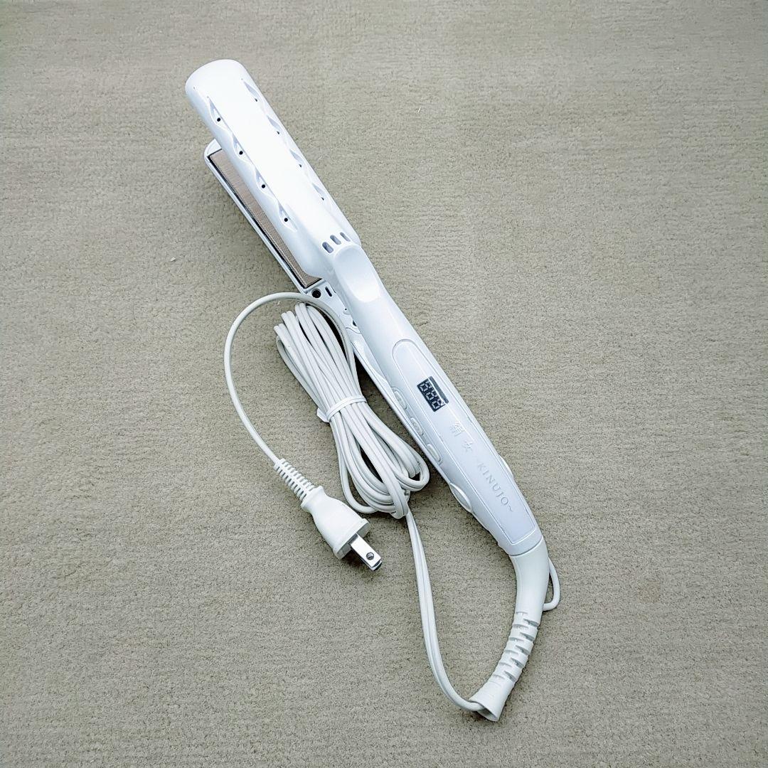 ほぼ未使用❤KINUJO 絹女 ストレート アイロン ホワイト