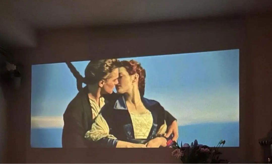 ANKER Nebula Capsule Pro(ケース付き)