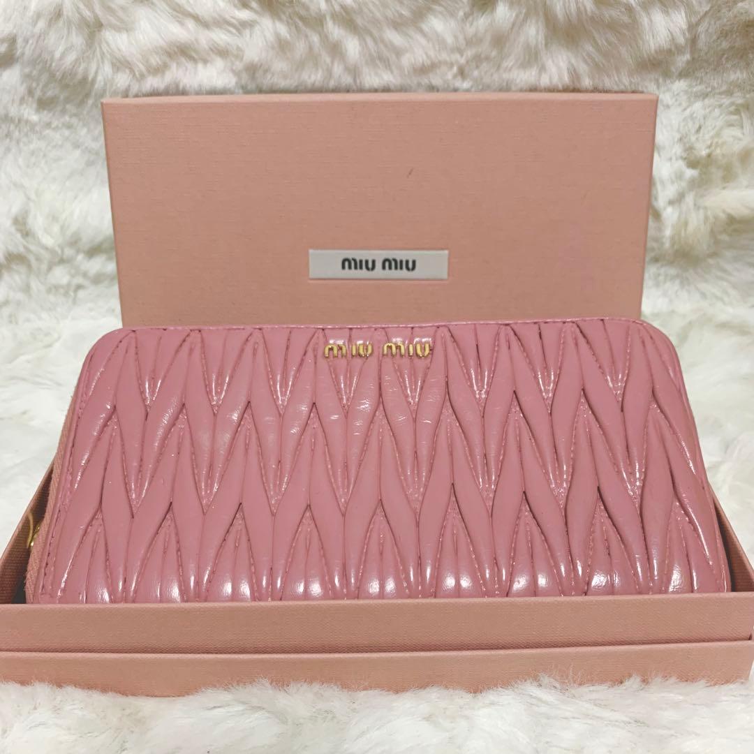 正規品！MIUMIU 長財布 マテラッセ ピンク ローズ　箱付き