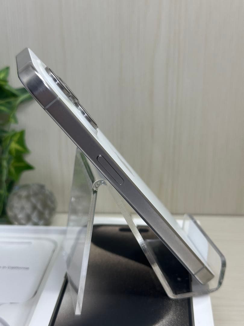 ✨外装ほぼ新品✨Apple iPhone 15 Pro 128GB❣️89％