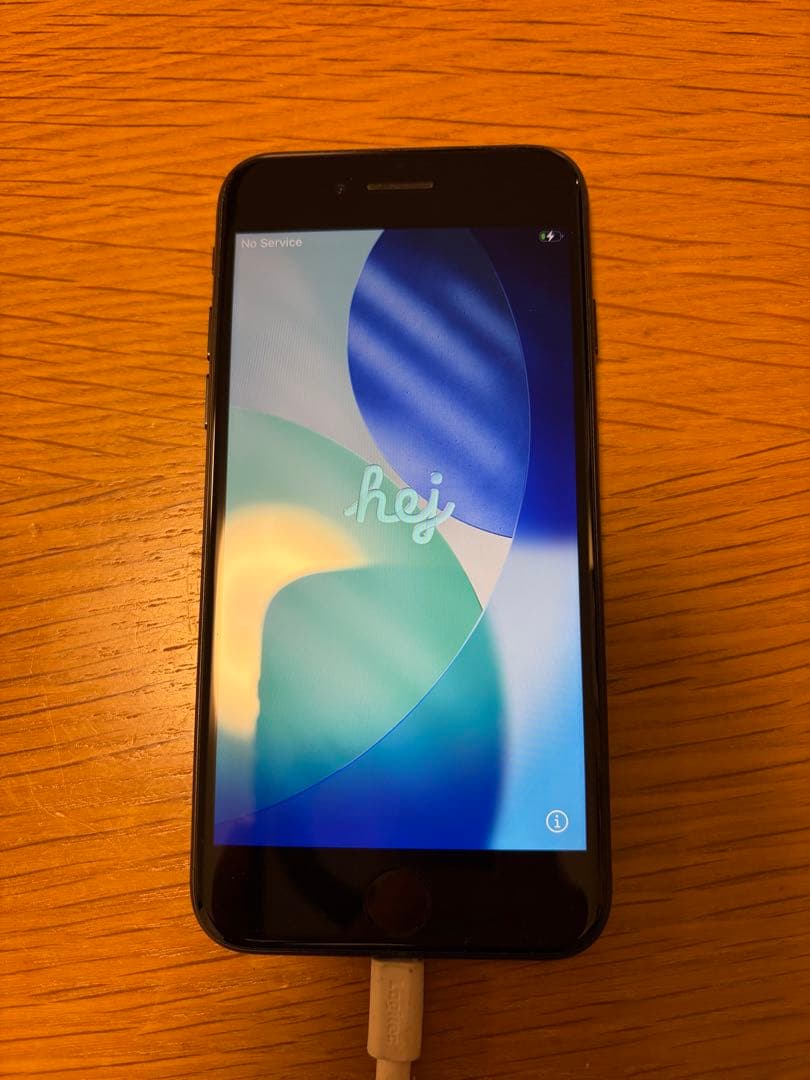 Apple iPhone SE (第3世代) ミッドナイト