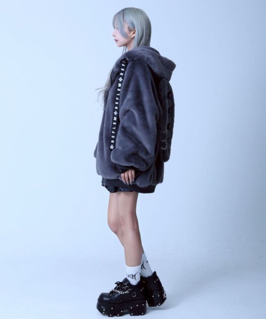 新品未使用未開封REFLEMうさ耳BIGファーブルゾン