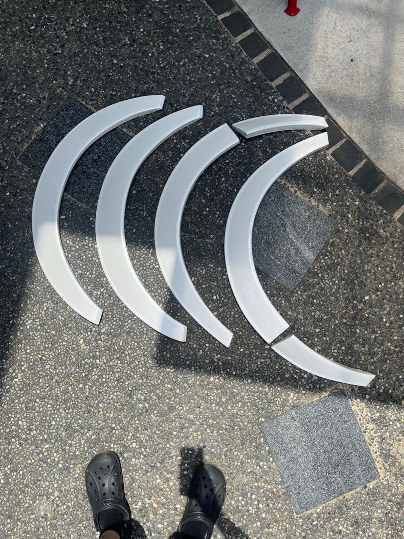 200系　ハイエース　CRS オーバーフェンダー(25mm) 070