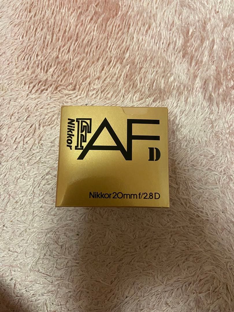 Nikkor 20mm f/2.8D AFレンズ　新品未使用品