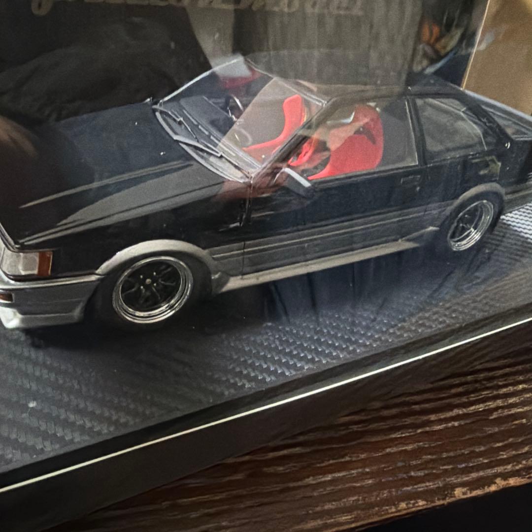 トヨタ カローラレビン AE86 1:18