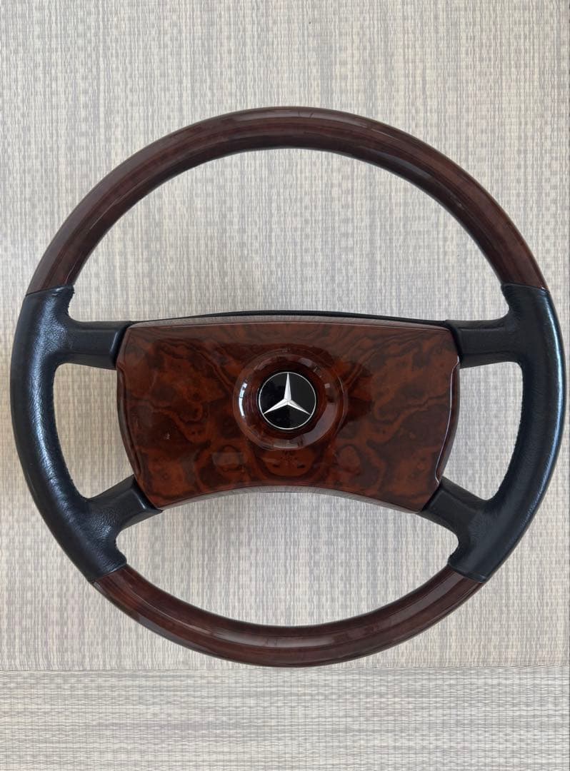 メルセデスベンツW107W126 ウォールナット&レザーコンビ ステアリング