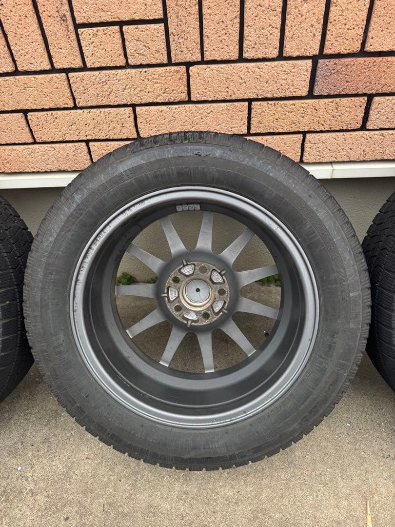 ボルボV40スタッドレスタイヤホイールセットMSW OZ 205/55R16