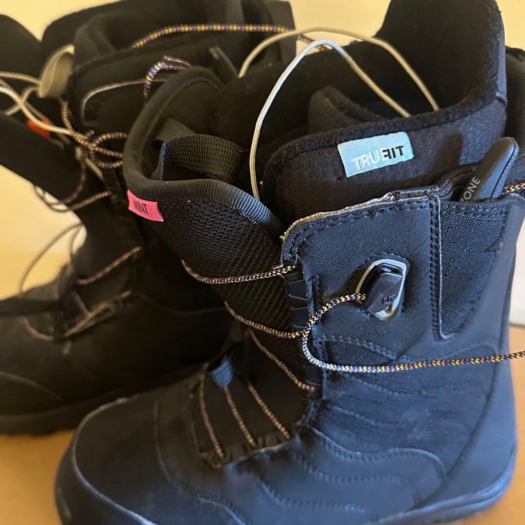 Burton 女性用スノーボードブーツ