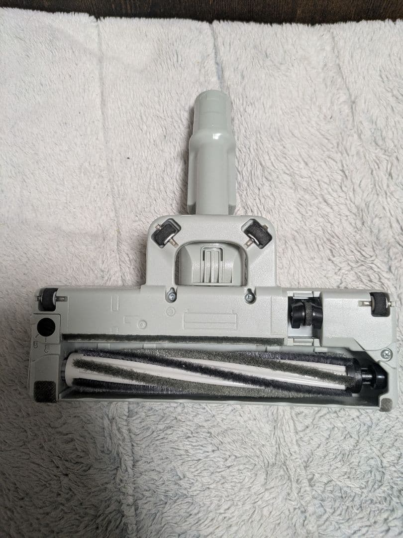 2024年式　パナソニック 充電式掃除機 コードレスクリーナー MC-SB33J