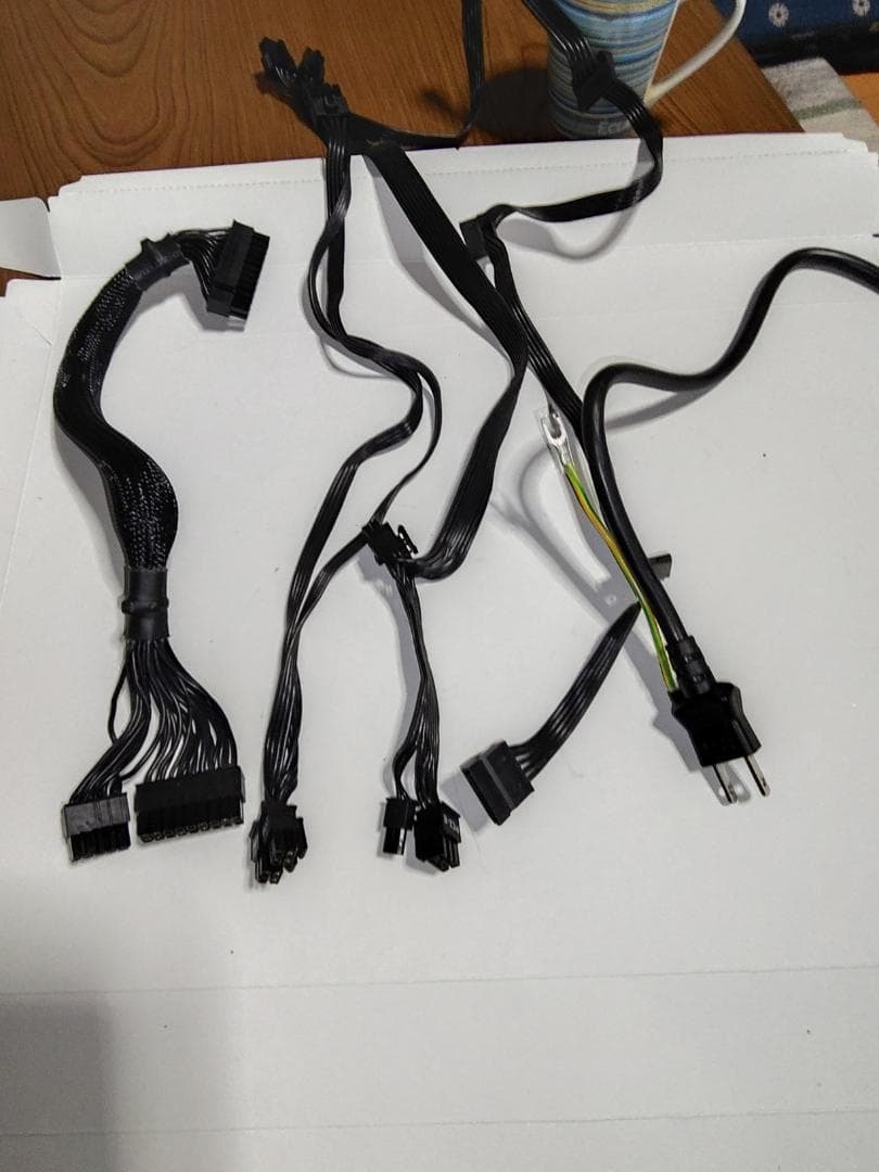 fractal designSFXーL電源　 ION SFX 650G 650W