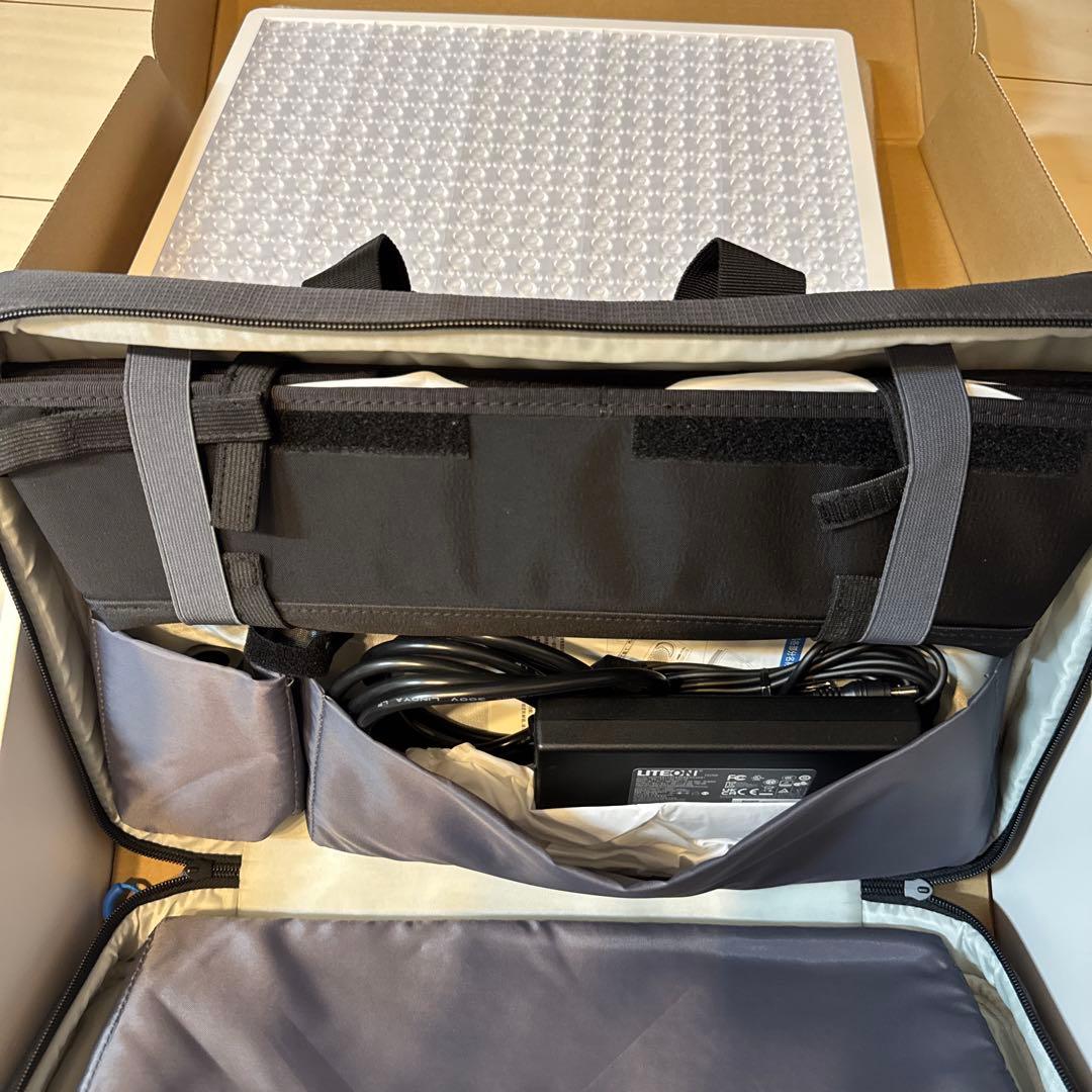 amaran Pano 120c 照明機器　断捨離