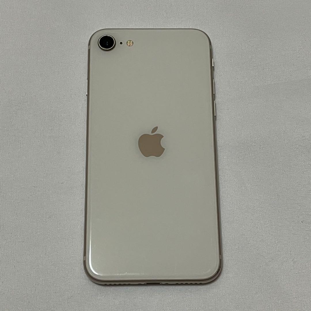 iPhoneSE3 第3世代 スターライト 本体 64GB