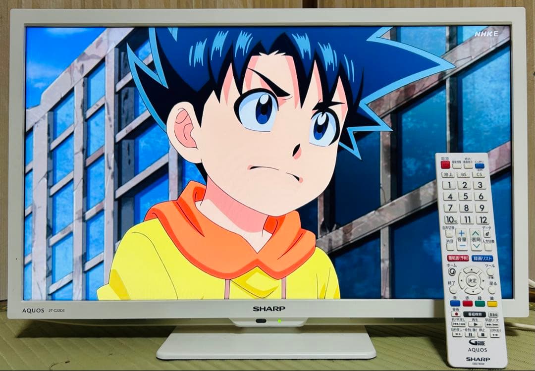 お値下げ！22型！SHARP AQUOS 2T-C22DE ホワイト