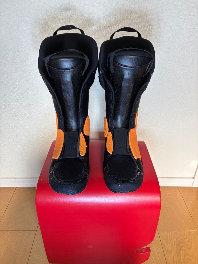 K2 revolverスキーブーツ