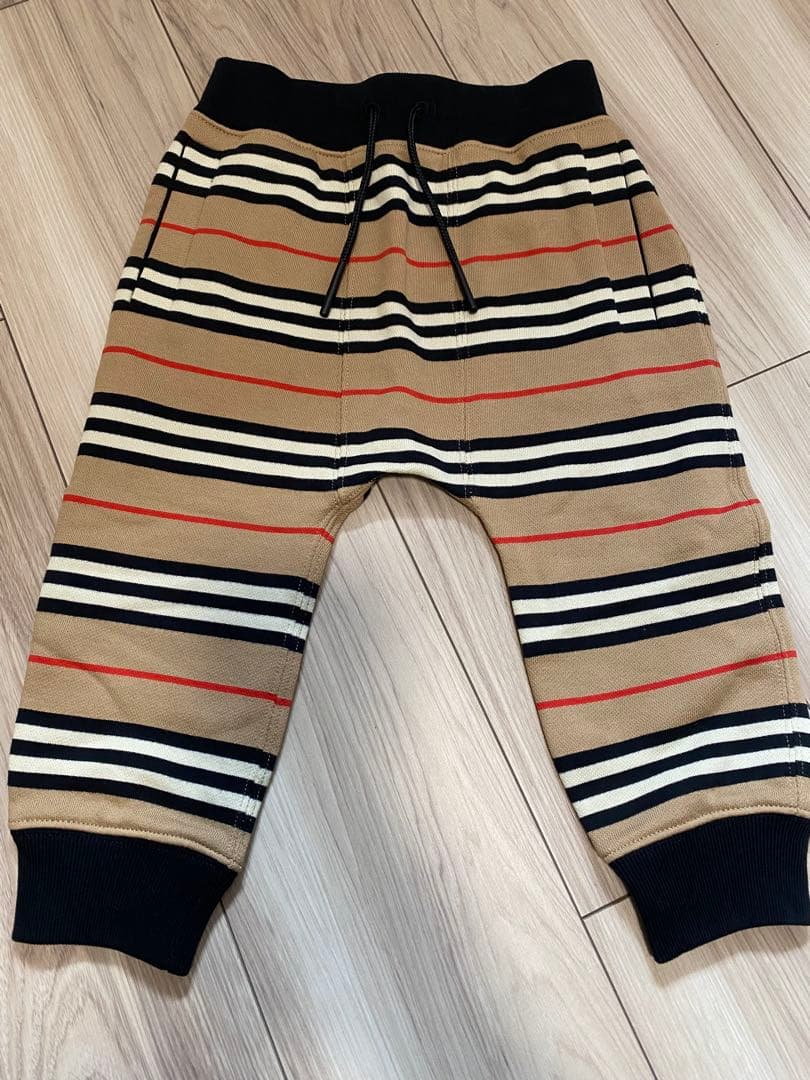 新品 Burberry バーバリー スウェットパンツ チェック柄 ベビー ２歳