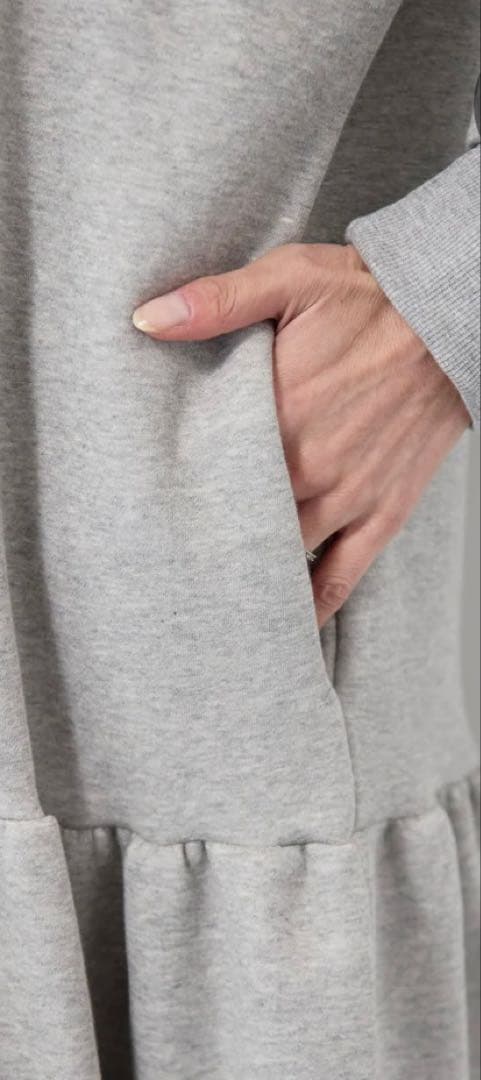 plusOTOHA タグ付き新品　裏起毛ティアードスウェットワンピース/グレー