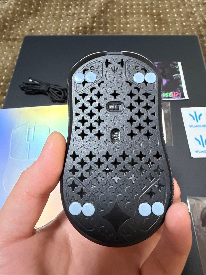 WLmouse Huan Gaming Mouse本体