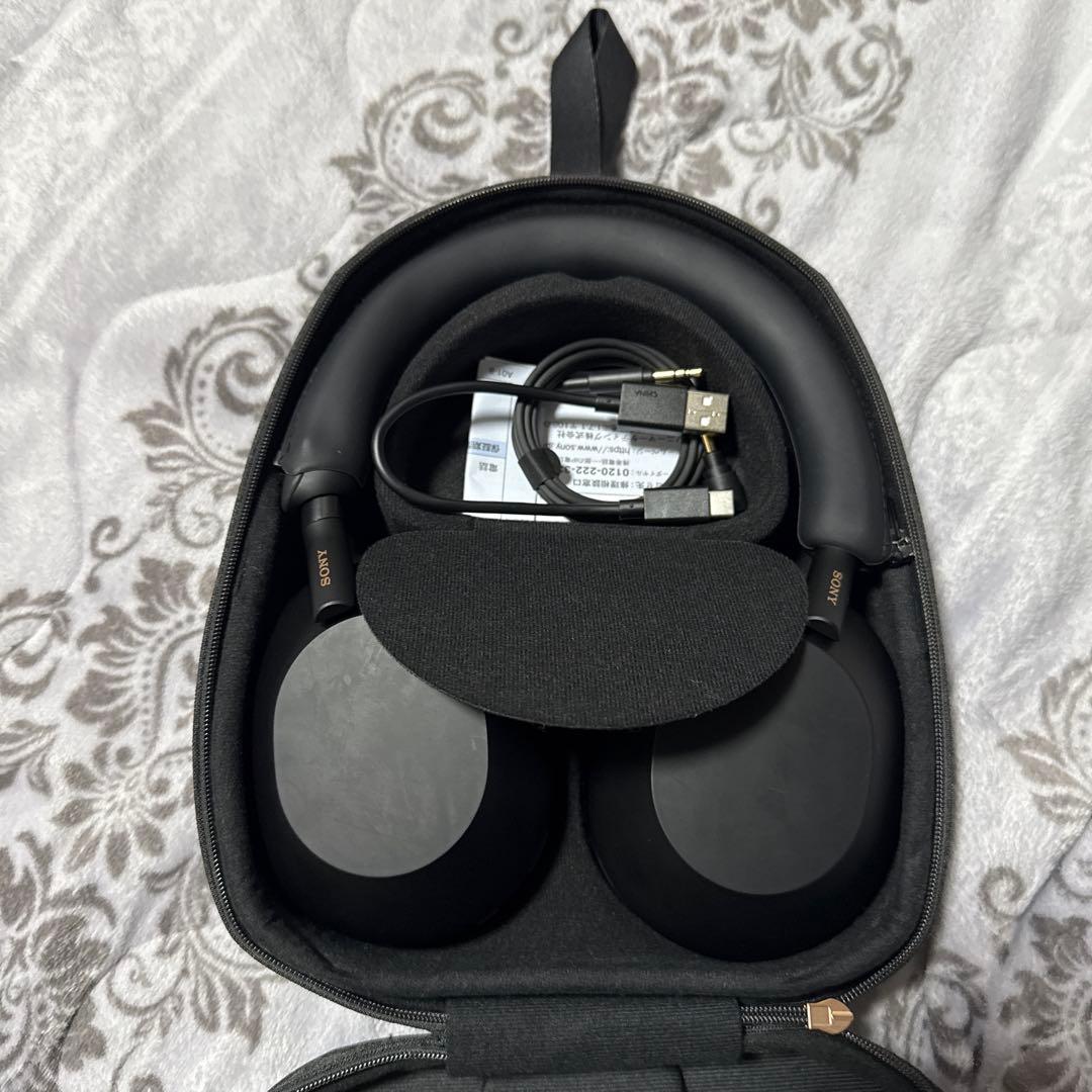 SONY ワイヤレスヘッドホン ブラック　WH-1000XM5