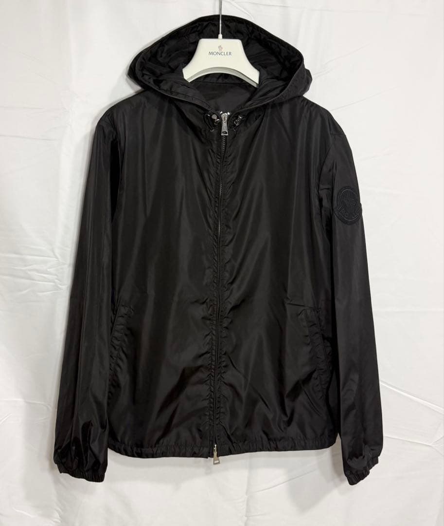 ［極美品］モンクレール　レディース　ナイロンパーカー　ナイロンジャケット