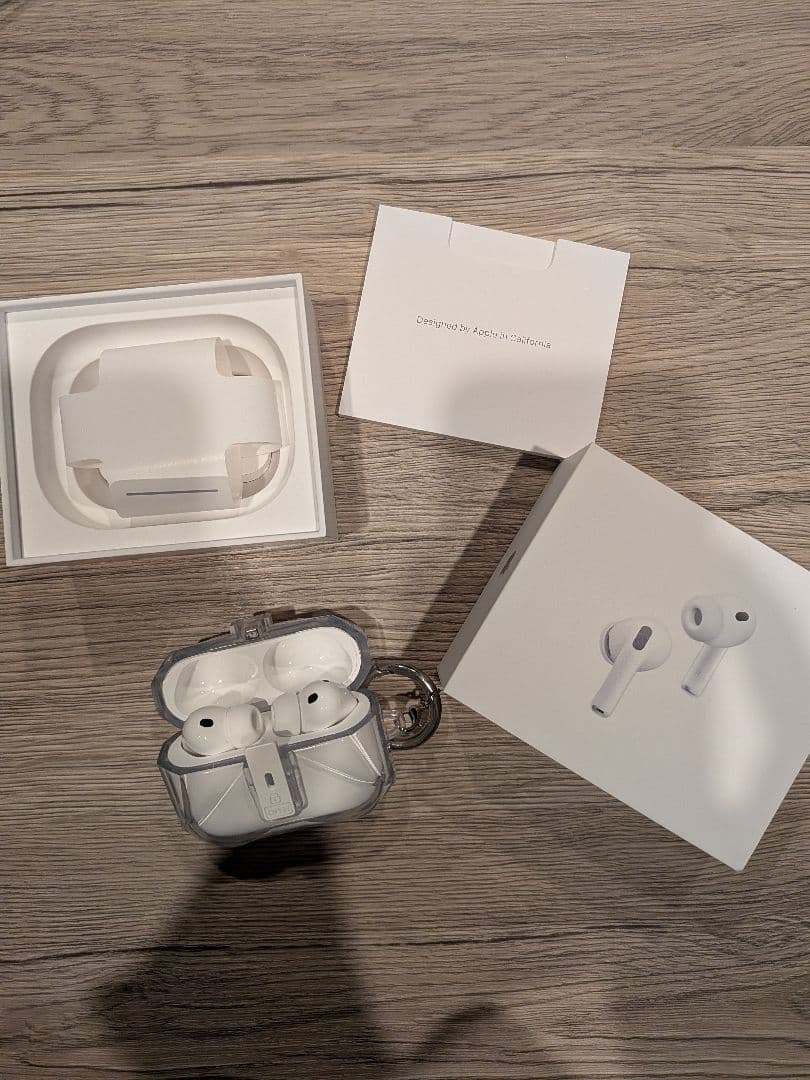 AirPods Pro 3 本体 充電ケース付き　ほぼ新品