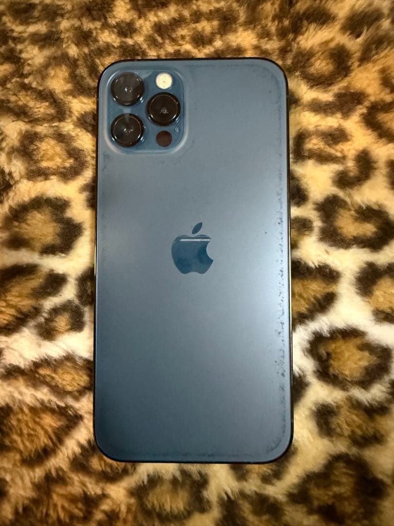 Apple iPhone 12 Pro パシフィックブルー本体