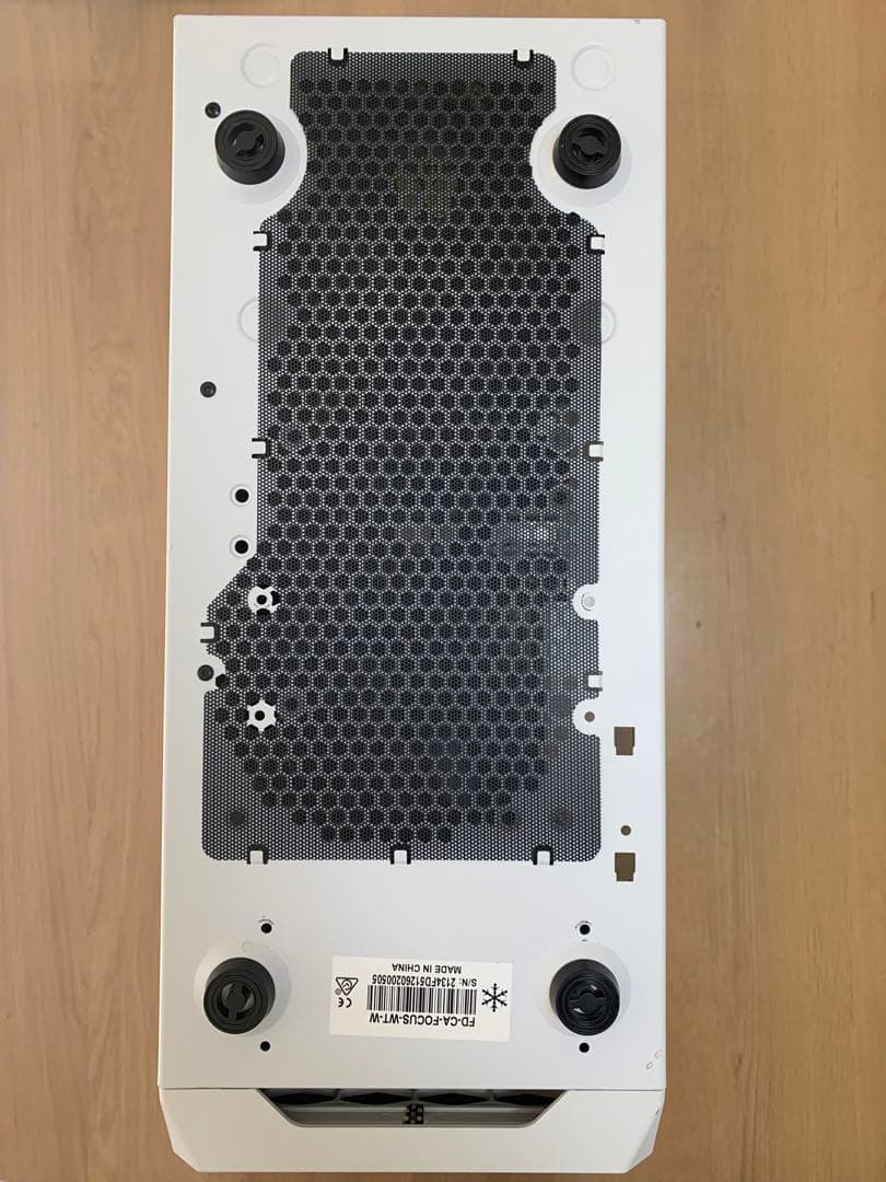 インテル　Core i5 12600K搭載自作PC ホワイト