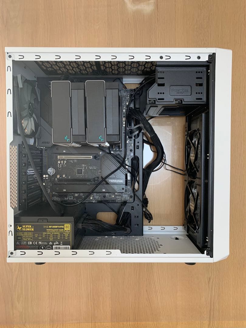 インテル　Core i5 12600K搭載自作PC ホワイト