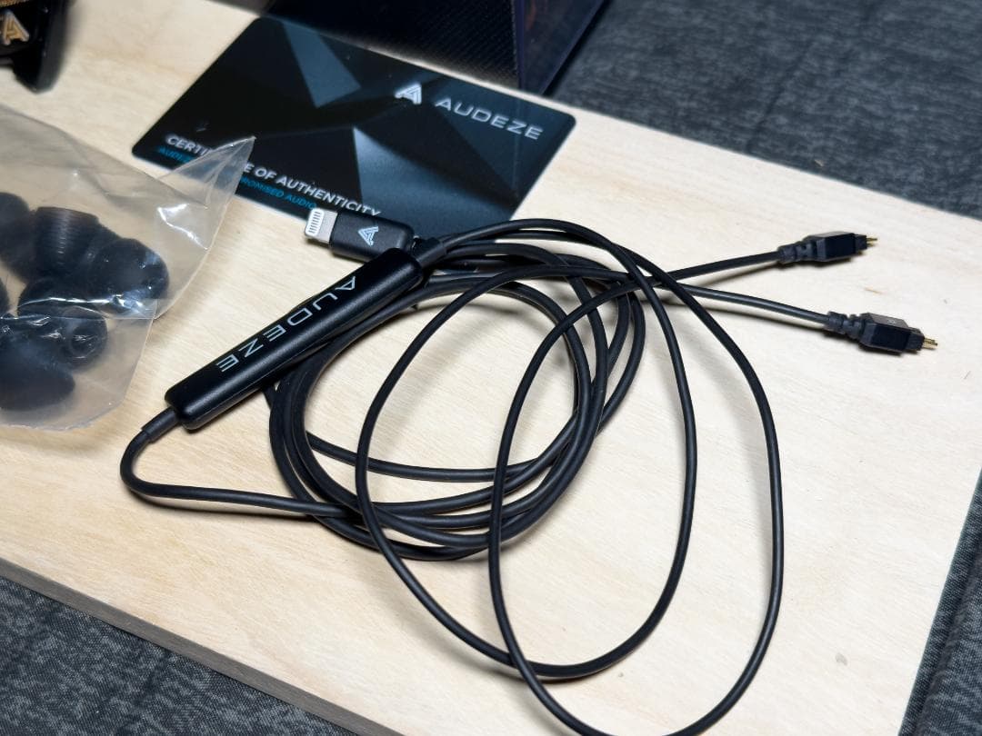 激レア Audeze LCD i4