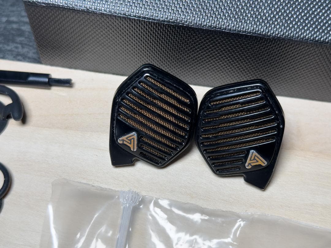 激レア Audeze LCD i4