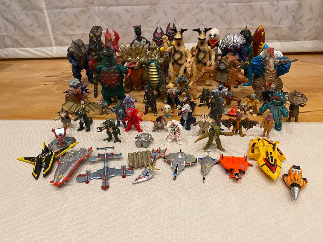 ち*ぃ様 ウルトラマン　怪獣他　ソフビ