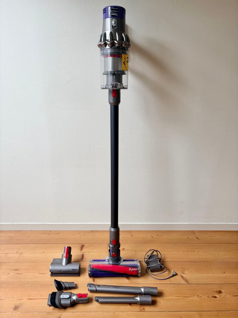 ダイソン SV12 充電式コードレスクリーナー 限定カラー