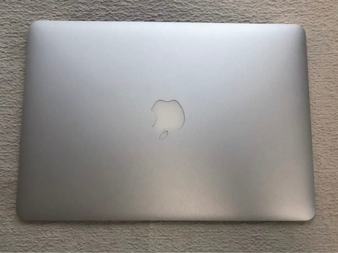 MacBook Air A1466 13インチ 動作OK 初期化済 付属品完備