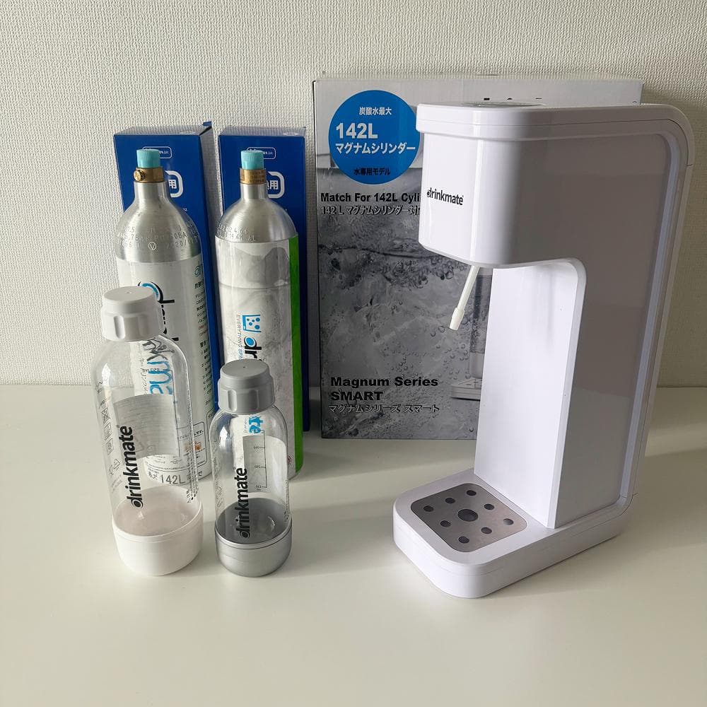 drinkmate ホワイト 水専用モデル ガスシリンダー＆専用ボトル付き