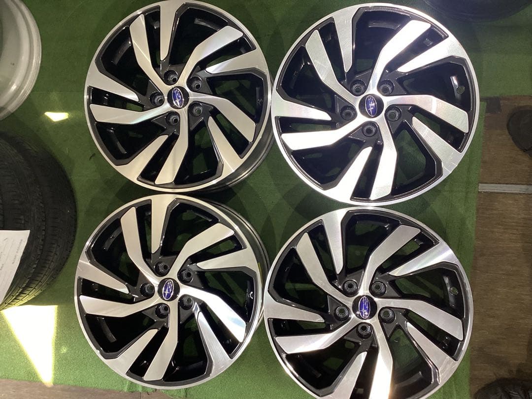 Y260[送料無料]スバル　サイズ　18X7.5J