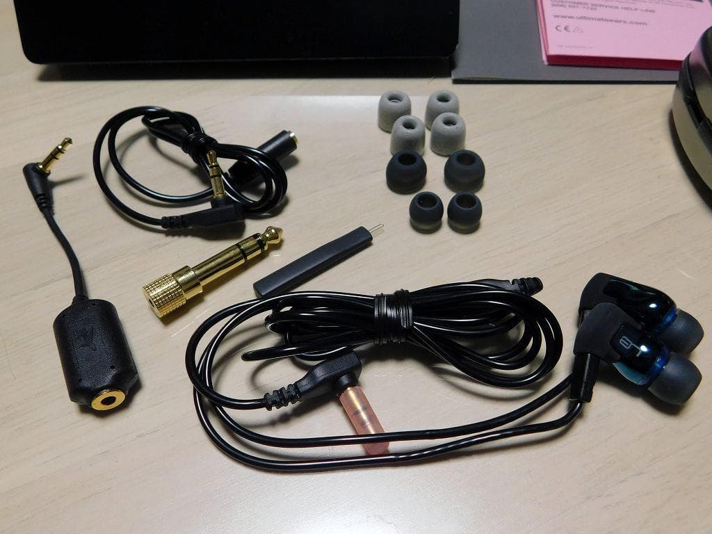Ultimate Ears TripleFi 10 pro イヤホン
