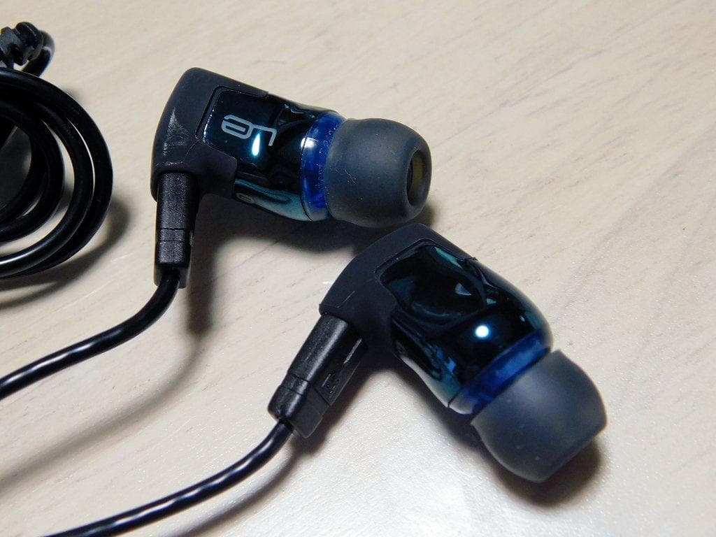 Ultimate Ears TripleFi 10 pro イヤホン