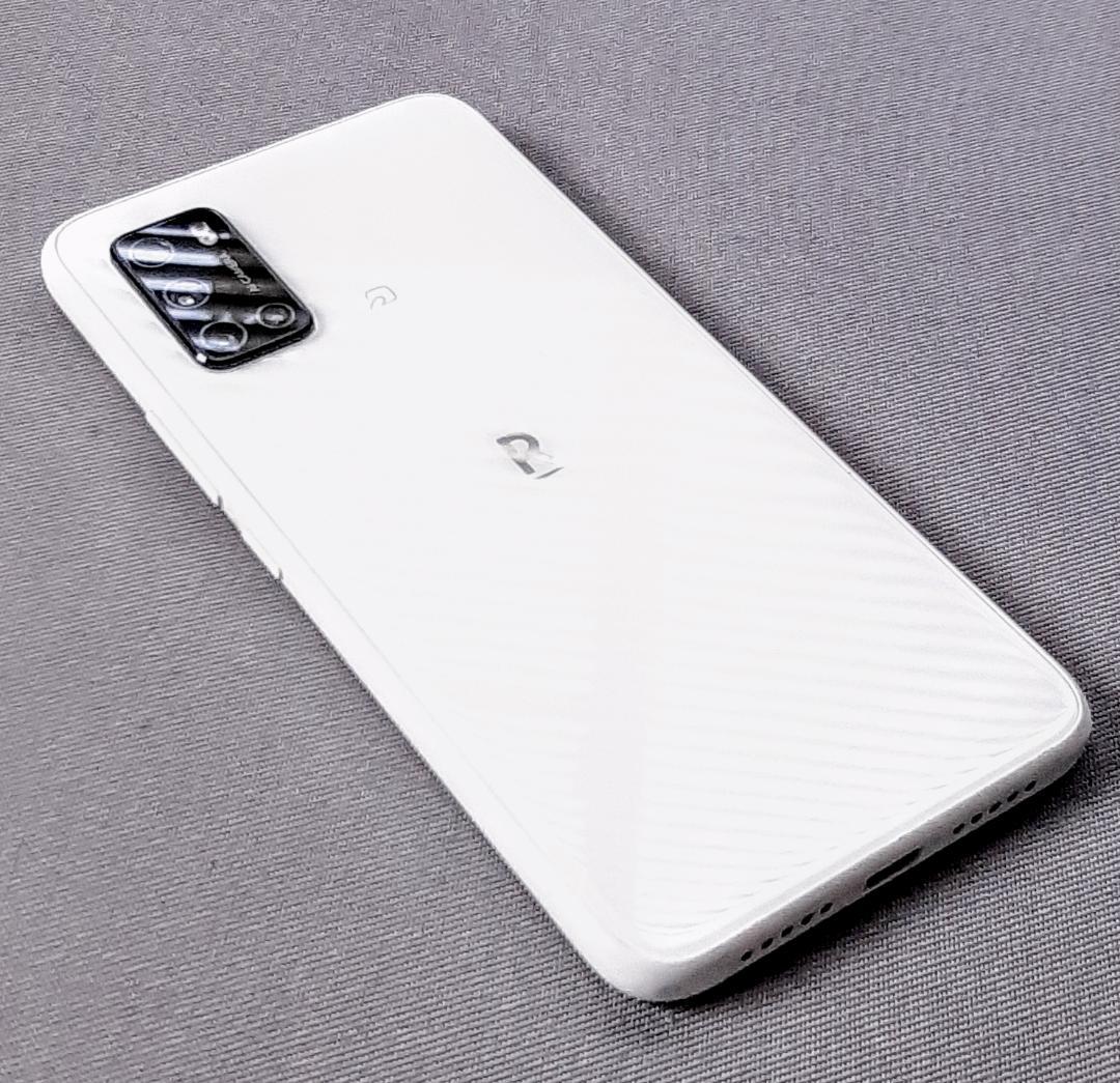 美品 楽天 BIG s 128GB ホワイト 3点 3917JR SIMフリー