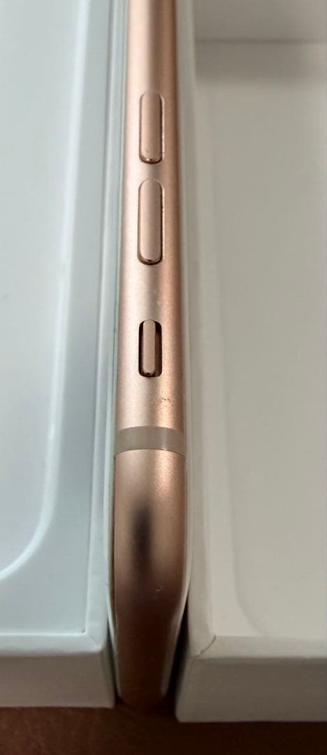 iphone8 64gb ゴールド