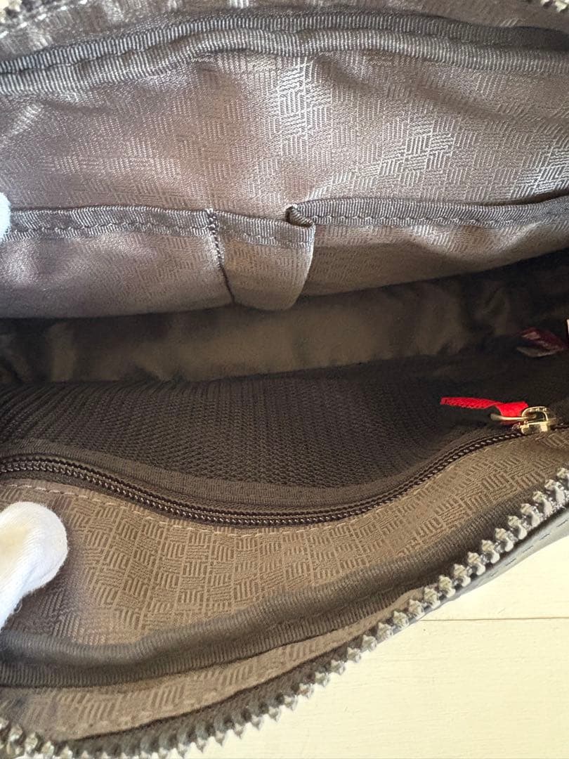 ゆりちゃん様【新品】ランバン　ショルダーバッグ